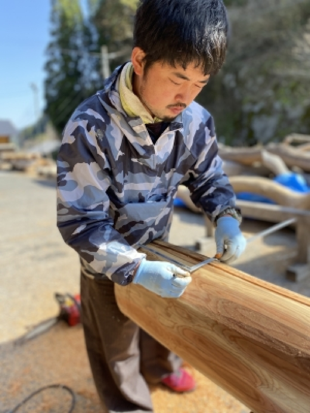 大黒柱の切込加工