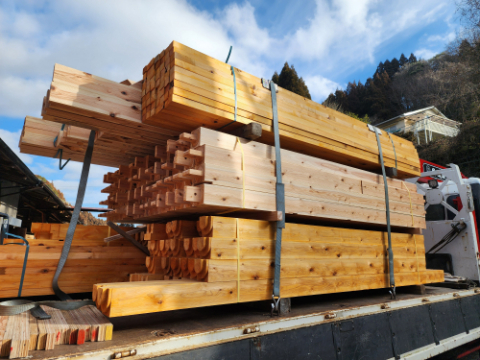 大分県_焼杉外壁の家_新築