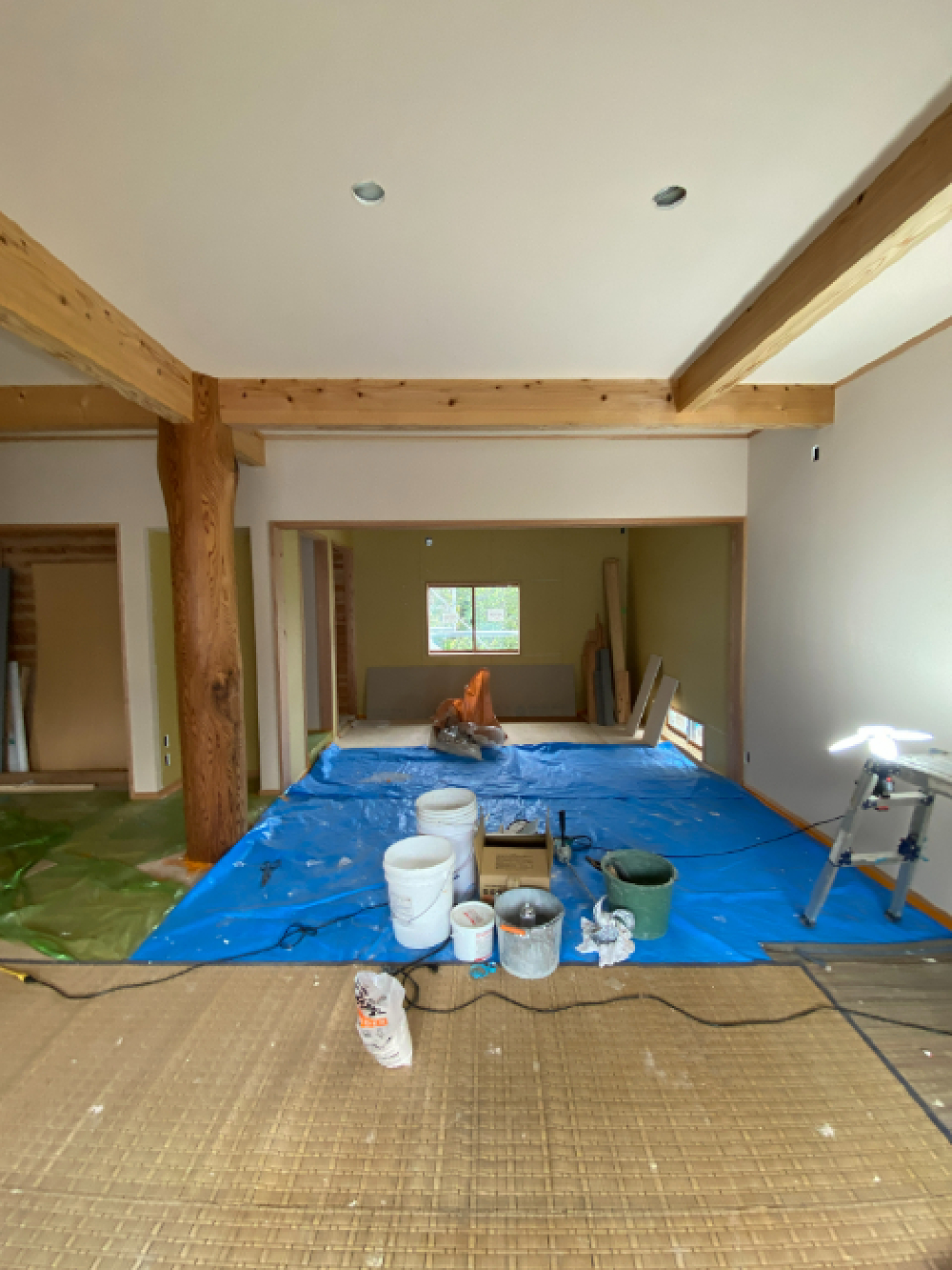 珪藻土の下塗り